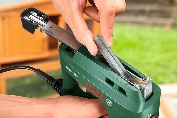 BOSCH - Agrafeuse électrique PTK 14 EDT - 230V - large