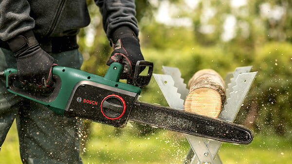 BOSCH - Tronçonneuse UniversalChain 35 - 1800W - large