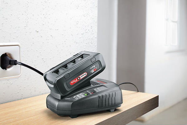 BOSCH - Batterie Li-Ion PBA Power Plus - 18V 4.0Ah - large