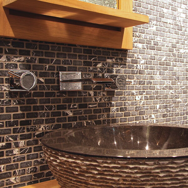 MAT INTER - Mosaïque en marbre Marquina noir vieilli - 300x300x7mm - large