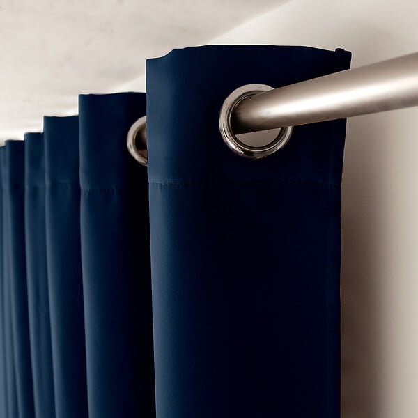 C MA DECO - Rideau occultant 8 œillets 140x180cm bleu marine - large