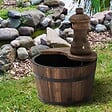 OUTSUNNY - Fontaine de jardin tonneau pompe à eau submersible incluse Ø 27 x 37H cm bois de pin marron - vignette