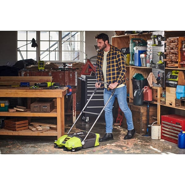 RYOBI - Pack RYOBI Balayeuse motorisée 18V One+ R18SW3-0G - 1 Batterie 2.5Ah - 1 Chargeur rapide RC18120-125 - large