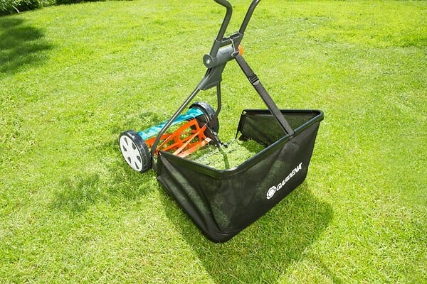 GARDENA - Tondeuse Hélicoïdale 330 Classic - large