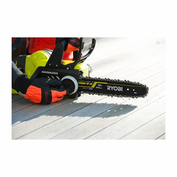 RYOBI - Pack RYOBI Tronçonneuse 18V One+ OCS1830 - 1 batterie 5.0Ah - 1 chargeur 2.0Ah RC18120-150 - chaine 30cm RAC227 - large