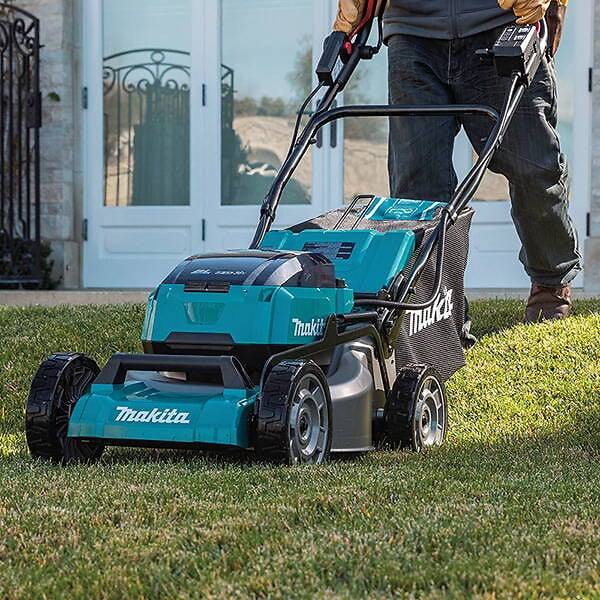 MAKITA - Tondeuse MAKITA DLM462Z auto-tractée 36V (2x18V) Li-Ion (vendu sans batterie) - large