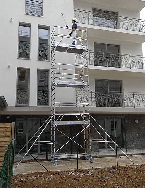 TUBESCA COMABI - Echafaudage Roulant Totem 2 Line 180  5m85 Plancher (7m85 Travail) - large