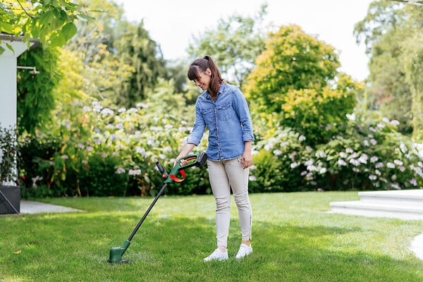 BOSCH - Coupe-bordure sans fil EasyGrassCut 18 - 18V - large