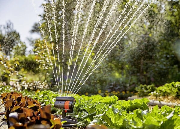 GARDENA - Arroseur oscillant compact - AquaZoom - 216m² - large