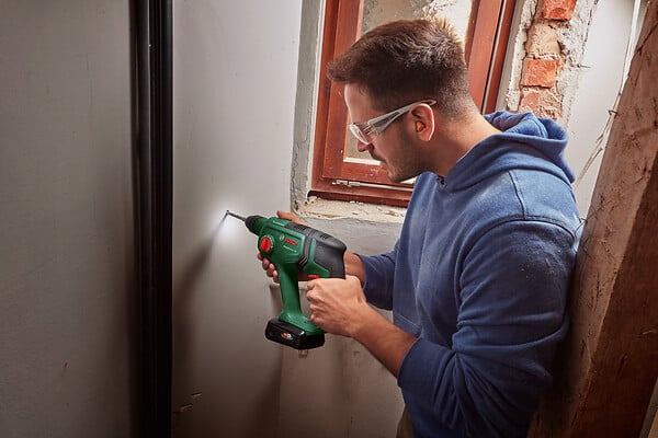 BOSCH - Perforateur rotatif 4-en-1 - 18V - 2,0J SDS plus - large