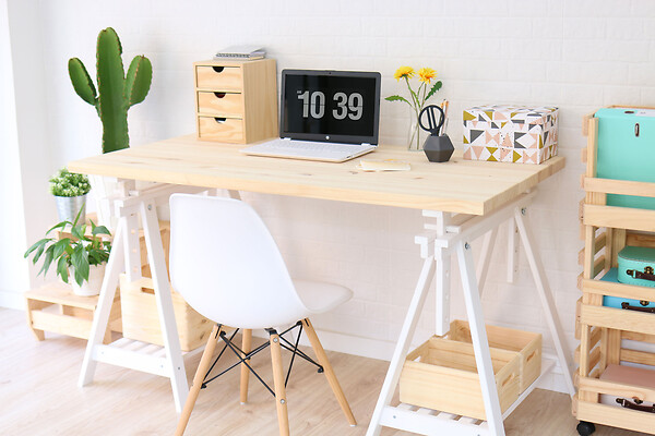 ASTIGARRAGA KIT LINE - Plateau bureau pin massif naturel - L.140xl.70xEp.3cm - large
