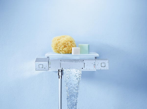 GROHE - Set bain/douche mitigeur thermostatique Grohtherm Cube + Douchette Euphoria 1 jet avec support mural (34497000-CUBESTICK) - large