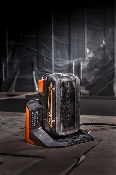AEG - Chargeur 18V BL18S AEG - large