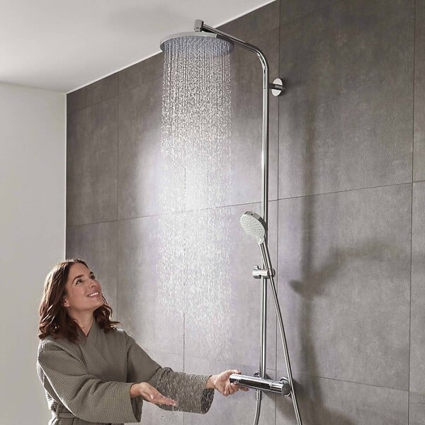 HANSGROHE - Colonne de douche Crometta S 240 Hansgrohe - 1+2 jets - Avec mitigeur thermostatique - Pour douche - large
