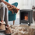 HOMCOM - Cheminée bioéthanol sur pieds style néo-rétro poêle 1 brûleur 1,5 L dim. 40L x 30l x 50H cm couverture 20-25 m² noir - vignette