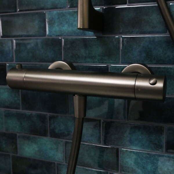 ESSEBAGNO - Luisa mitigeur douche thermostatique gris gun métal - large