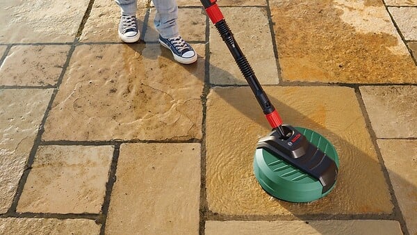 BOSCH - Nettoyeur Aquasurf 280 pour surfaces planes (patios et d’allées) - large