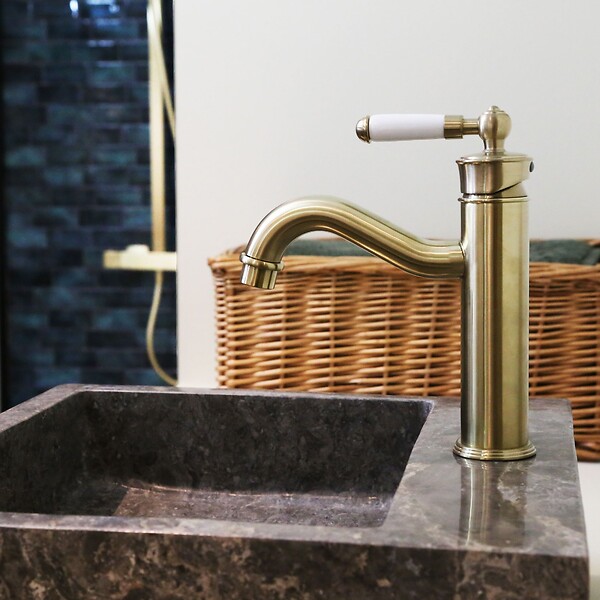 ESSEBAGNO - Leeds mitigeur lavabo rétro bas or brossé - large