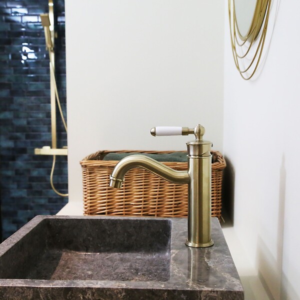 ESSEBAGNO - Leeds mitigeur lavabo rétro bas or brossé - large