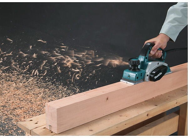 MAKITA - Rabot Filaire - 620 W - 82 Mm - 2,6 Kg - large