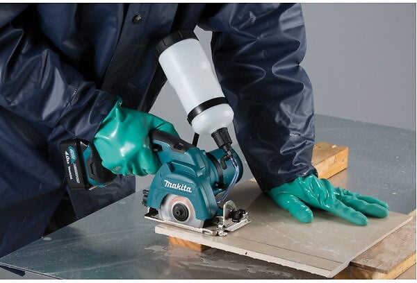 MAKITA - Scie À Diamant À Eau 12 V - Cxt Li-ion 2 Ah - Ø 85 Mm - 1,8 Kg - large