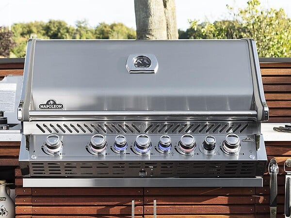 NAPOLEON - Barbecue à gaz encastrable Prestige Pro 665 avec rôtissoire - Napoleon - large