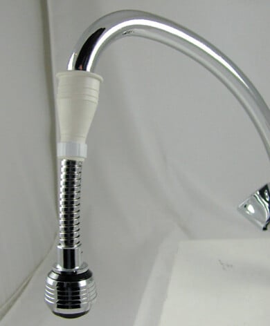 ECOPERL - Aérateur 2 jets sur flexible à ventouse 10 litres-min - large