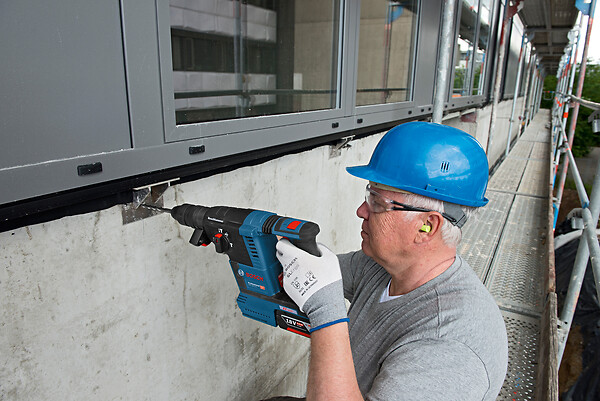 BOSCH PRO - Perforateur BOSCH GBH 18V-26 Solo Click&Go L-BOXX - large