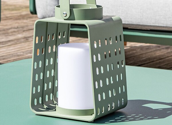 PROLOISIRS - Lampe intérieur/extérieur PM (petit modèle) - amande 18 x 25 x 15 cm - large