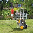 HOZELOCK - Grand dévidoir chariot nu métallique qui permet de se déplacer facilement dans le jardin - vignette