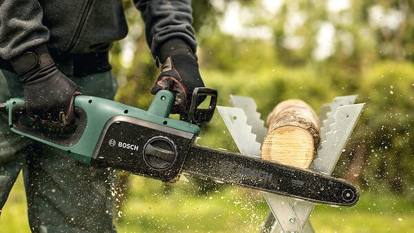 BOSCH - Chaîne de tronçonneuse 35cm - Acier - Pas (3/8") 52 maillons - large