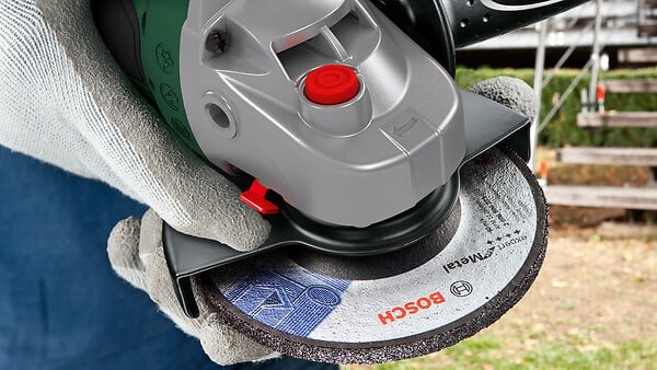 BOSCH - Meuleuse angulaire sans fil UniversalGrind 18V-75 - 125mm - large