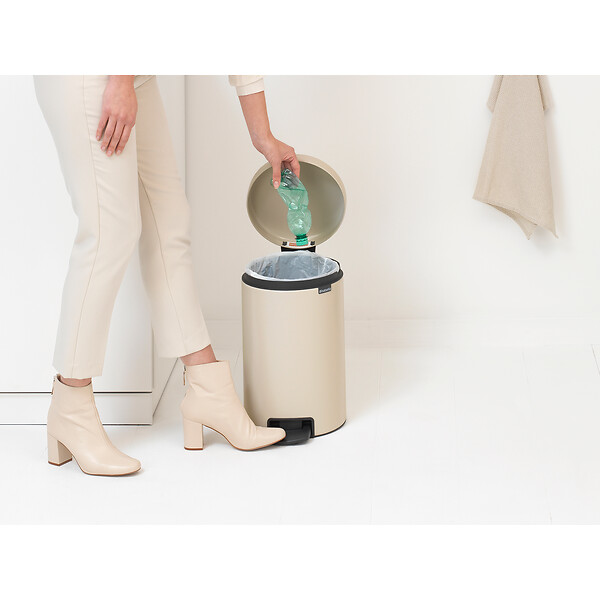 BRABANTIA - NewIcon Poubelle à Pédale, 12L - Soft Beige - large