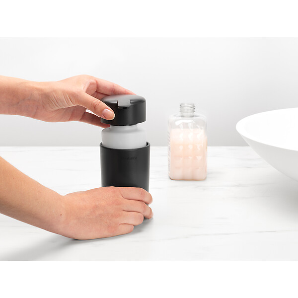 BRABANTIA - ReNew Distributeur de savon - Dark Grey - large