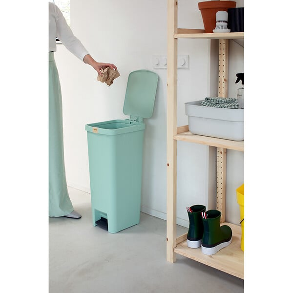 BRABANTIA - Poubelle à pédale StepUp, 40 L - Jade Green - large