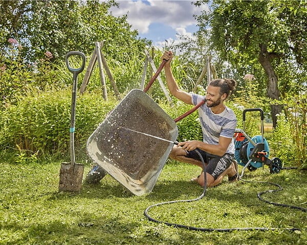 GARDENA - Kit tuyau Liano™Life 30m, Ø 13mm + pièces GARDENA System - léger et résistant - large