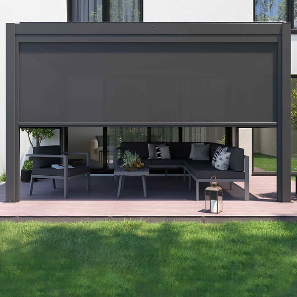 OVIALA - Pergola bioclimatique adossée et motorisée éclairée 3x4m et 3 stores - Thebes - large
