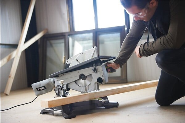 RYOBI - Ryobi - Scie Combinée Table Et Onglet 1800w 254 Mm - Rtms1800-g - large