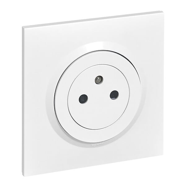 LEGRAND - dooxie, une prise de courant complète, prête à installer - large