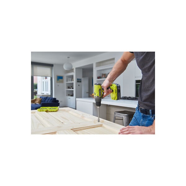 RYOBI - Pack RYOBI - Perceuse Visseuse R18DD2-220S - 18V One Plus - 2 batteries 2,0Ah - chargeur - Coffret antichocs empilable 38 accessoires - porte embouts - large