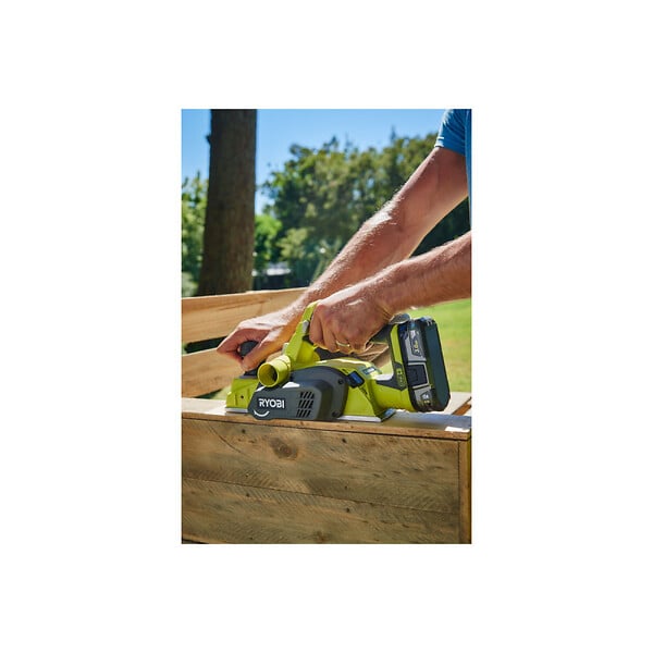 RYOBI - Pack RYOBI - Rabot R18PL-0 - 18V One+ - 82mm - sans batterie ni chargeur - Jeu de 2 fers jetables carbure PB82A2 - large