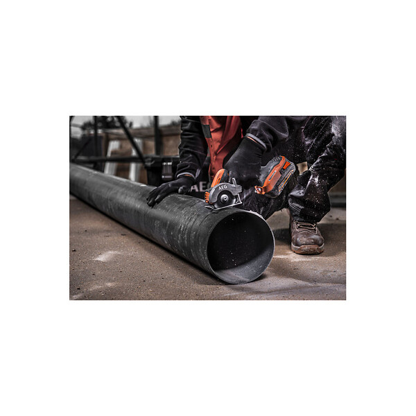 AEG - Pack AEG 18V - Mini scie multi-matériaux Brushless - Batterie 4.0 Ah - Chargeur - large