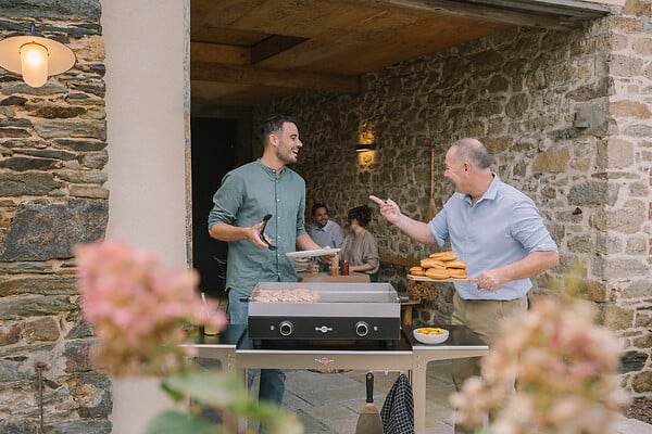 KRAMPOUZ - Plancha électrique Série Noire - Noir mat - 6 à 8 personnes - large