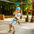 OUTSUNNY - Kit complet tyrolienne 25 m - câble épais, poulie, poignées antidérapantes, assise PE - accessoires inclus - vignette