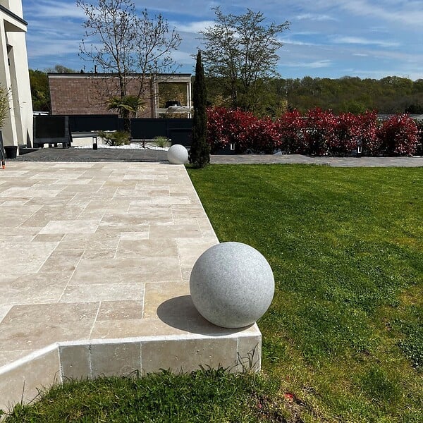 LUMIHOME - Boule lumineuse 230V E27 IP65 BLANCHE EFFET GRANITE - large