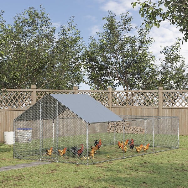PAWHUT - Enclos poulailler chenil 18 m² - parc grillagé dim 6L x 3l x 1,95H m - espace couvert - acier galvanisé - large