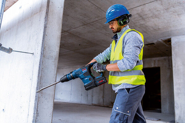BOSCH PRO - Perforateur sans-fil SDS max BITURBO - 18V - 7.0 J - large