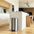 KITCHEN MOVE - Poubelle à pédale inox URBAN argent 30L - vignette