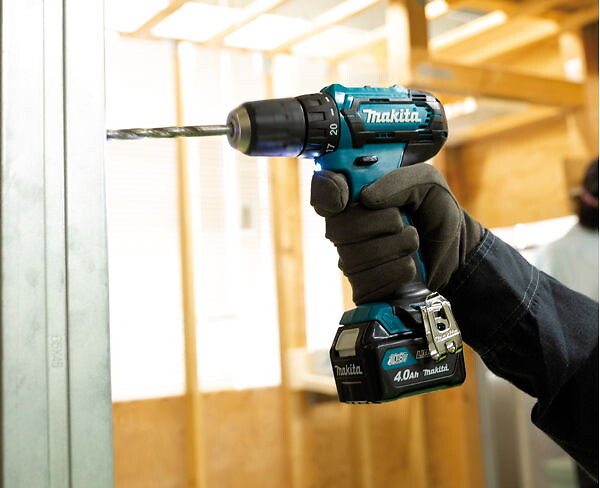 MAKITA - Perceuse Visseuse Sans Fil - 12 V Cxt Li-ion 2 Ah Bl1021b - Ø 10 Mm - 1,1 Kg - large