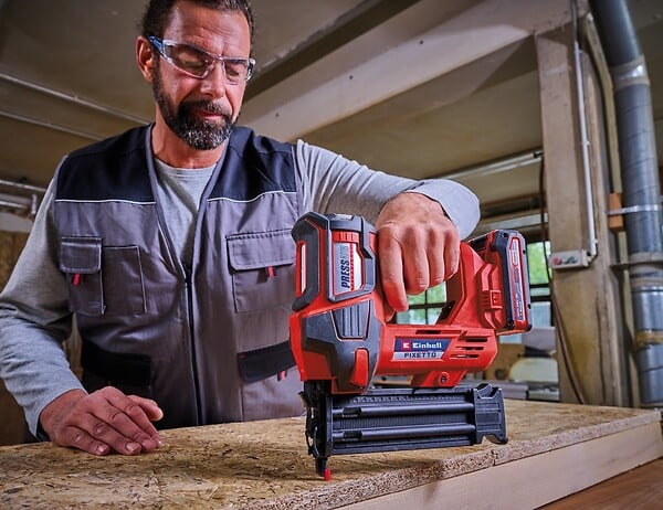 EINHELL - Cloueur sans fil 18V, 60 cps/min EINHELL FIXETTO 18/50 N Solo Power X-Change (vendu sans batterie) - large